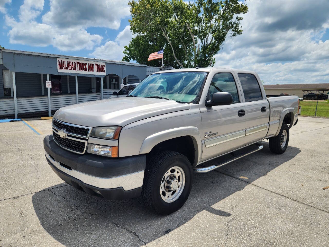2006 Chevrolet Silverado 2500HD LT3 4dr Crew Cab SB