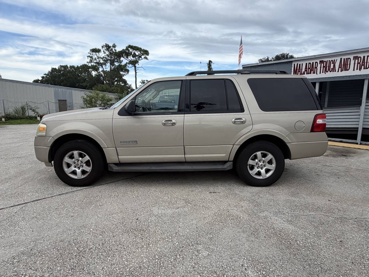 2008 Ford Expedition SSV Fleet 4x2 4dr SUV